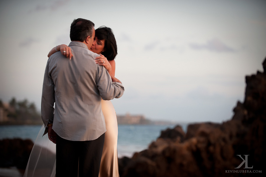 beach wedding maui