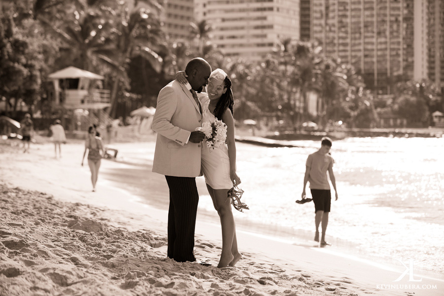 hawaii bride & groom